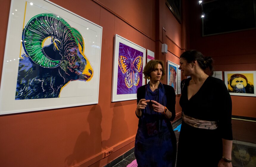 Выставка Уорхолла об исчезающих животных открылась в Москве 13 фото