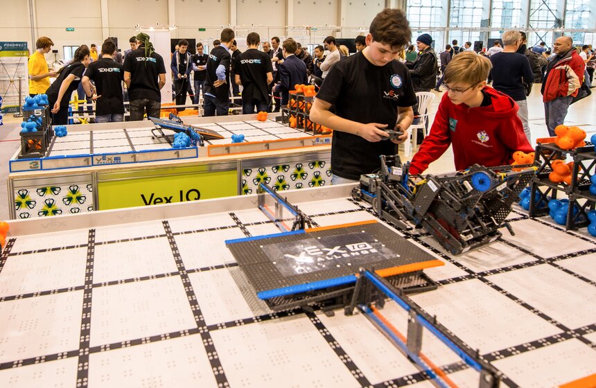 Фестиваль "РобоФест" на ВДНХ 25 фото
