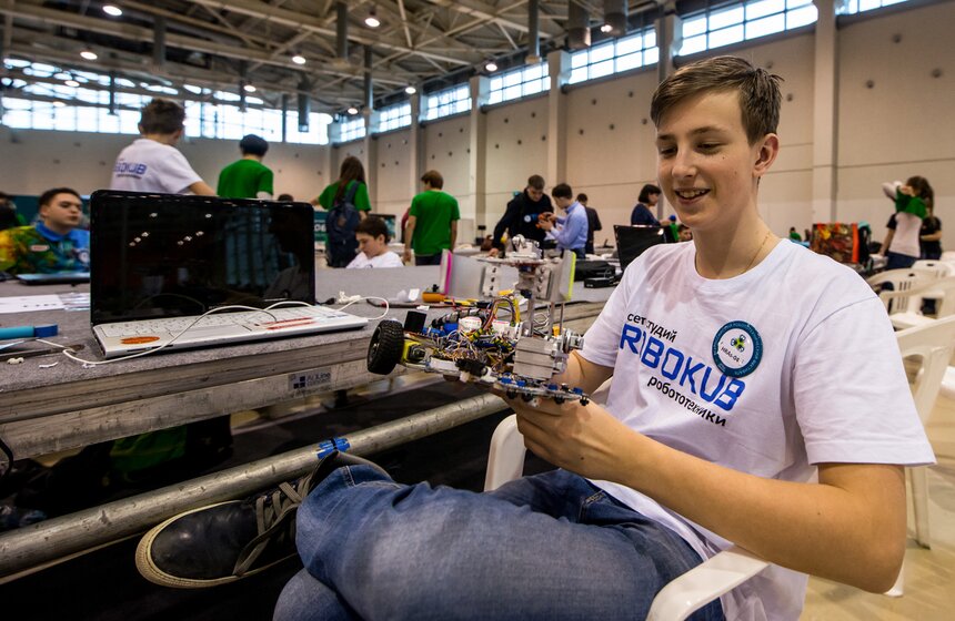 Фестиваль "РобоФест" на ВДНХ 19 фото