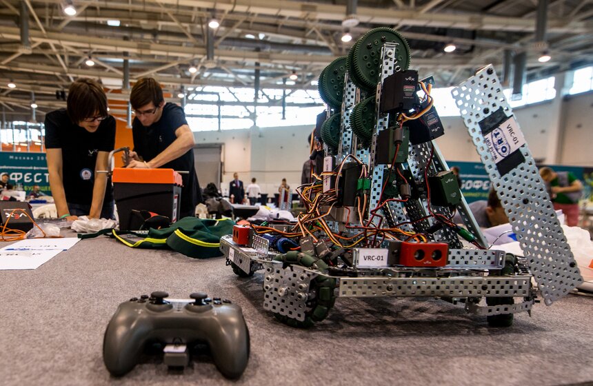 Фестиваль "РобоФест" на ВДНХ 5 фото
