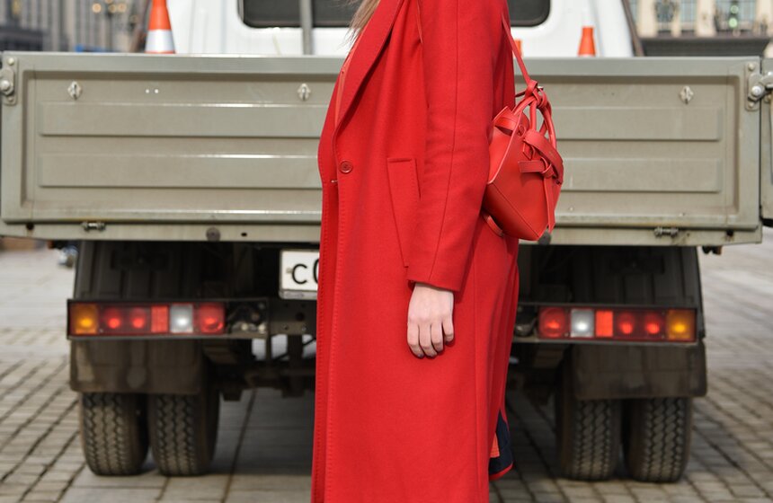 Это что на вас такое: наряды гостей Mercedes-Benz Fashion Week 1 фото