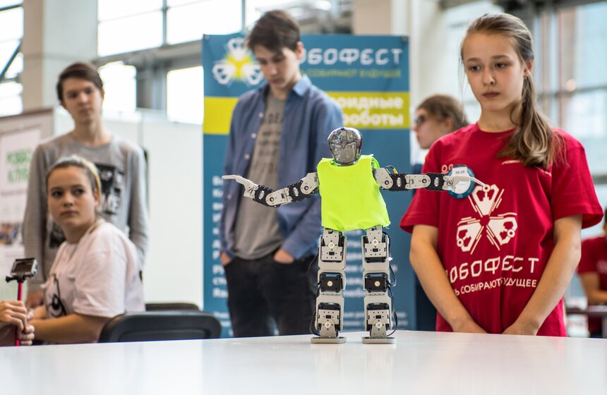Фестиваль "РобоФест" на ВДНХ 3 фото