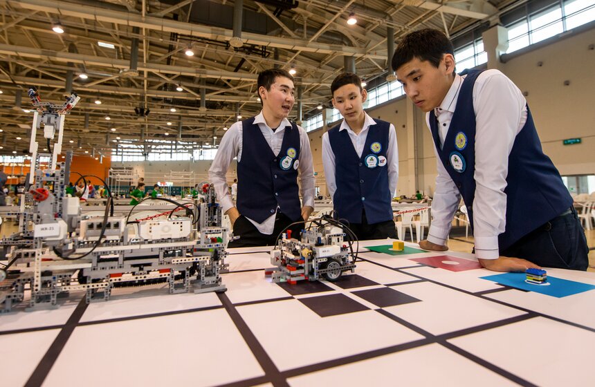 Фестиваль "РобоФест" на ВДНХ 4 фото