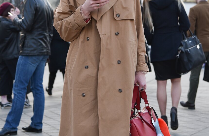 Это что на вас такое: наряды гостей Mercedes-Benz Fashion Week 46 фото