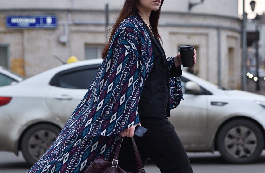 Это что на вас такое: наряды гостей Mercedes-Benz Fashion Week 32 фото