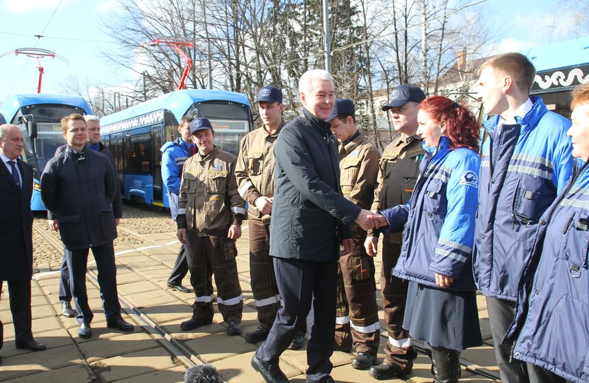 Сергей Собянин осмотрел трамваи нового поколения "Витязь-М" 15 фото