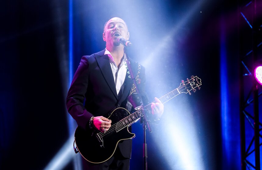 На концерте прозвучали песни "Привет", "Ленинградское время", "Моя любовь на пятом этаже", "Именины у Кристины", "Буги Вуги"