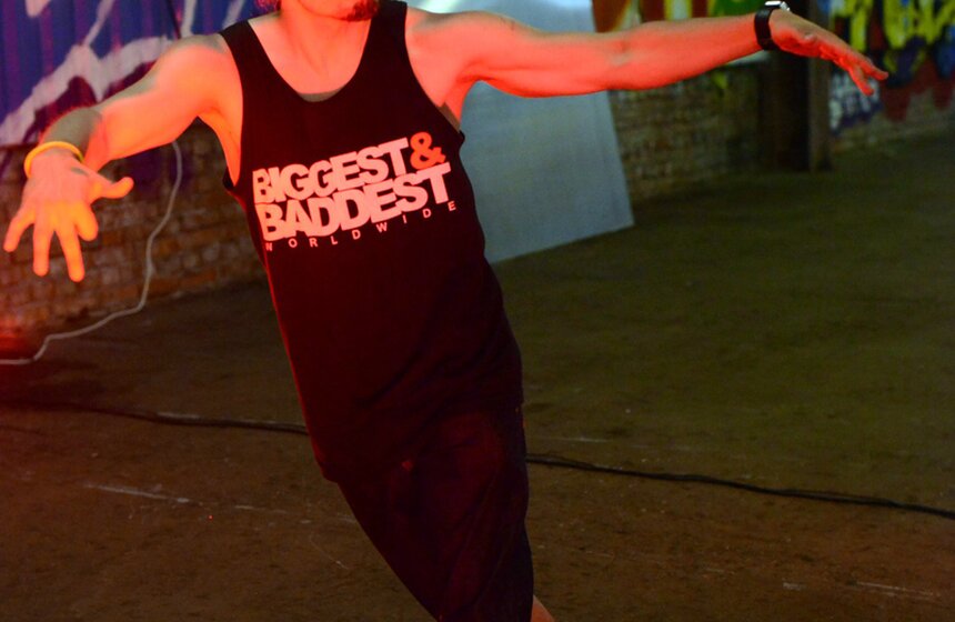 В Москве открылась легальная площадка для граффити "СахАрт" 3 фото