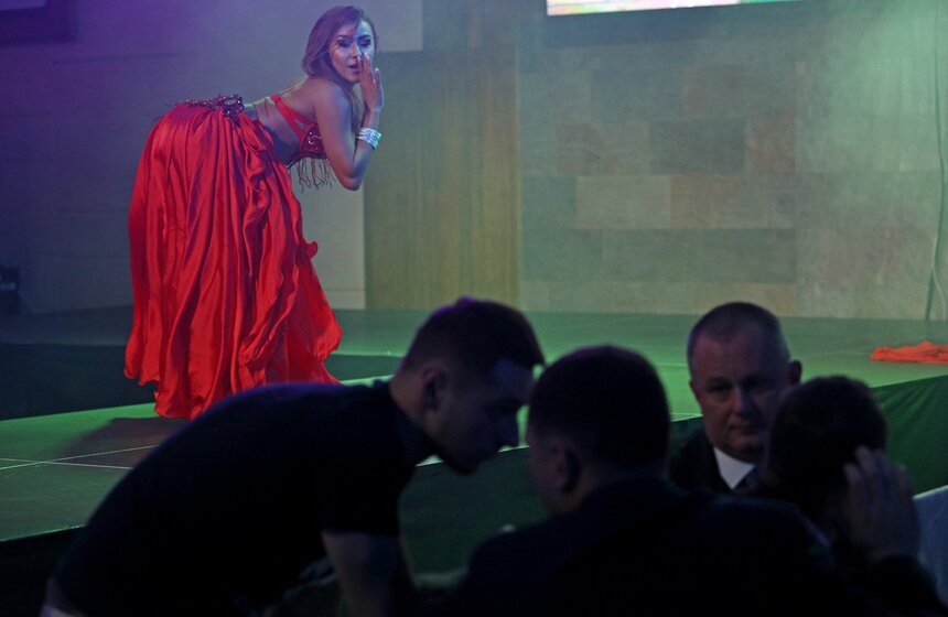 Фото: АГН Москва/Никеричев Андрей. Финал всероссийского конкурса "Топ-модель России–2017" и "Топ-модель Plus–2017" в Korston Club Hotel. Участницы получили подарки от организаторов и партнеров мероприятия, а также контракты от рекламных агентств.