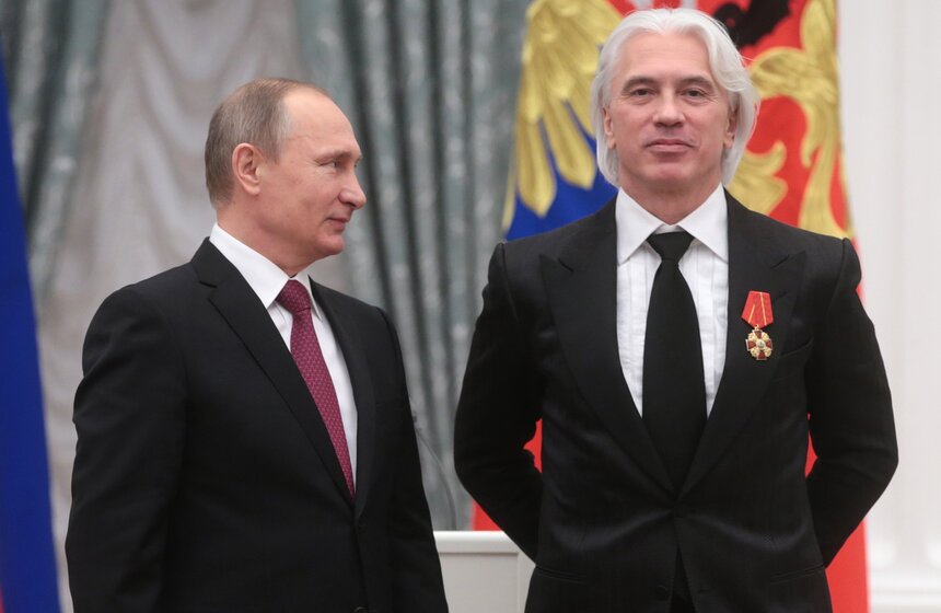 Владимир Путин наградил Дмитрия Хворостовского орденом Александра Невского на церемонии вручения государственных наград в Кремле