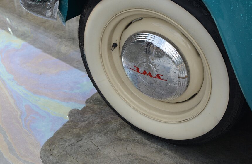 В "Сокольниках" проходит Фестиваль коллекционных автомобилей 6 фото