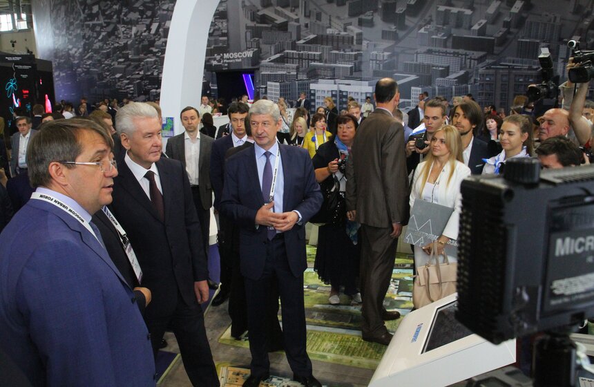 Собянин выступил на открытии Московского урбанистического форума 6 фото