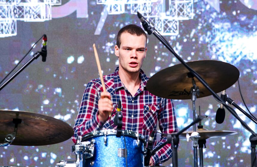 Премьера VR-постановки Максима Диденко "Клетка с попугаями" 13 фото