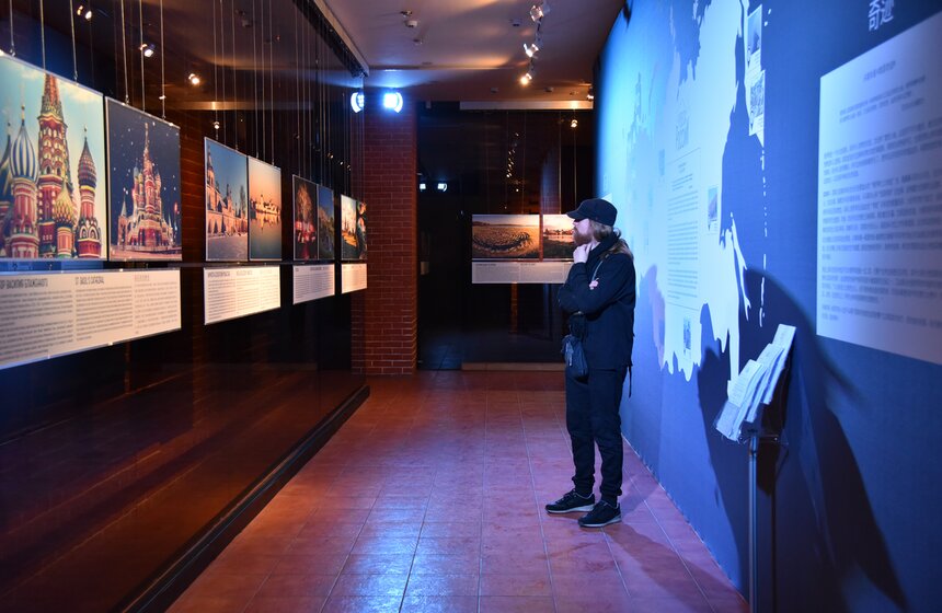 Мультимедийная выставка "Чудеса России" открылась в Москве 4 фото