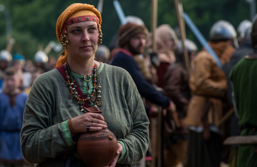 Фестиваль "Битва тысячи мечей" открылся в "Коломенском" 29 фото