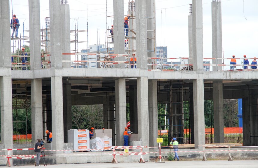 Собянин осмотрел ход строительства парка "Остров мечты" 5 фото