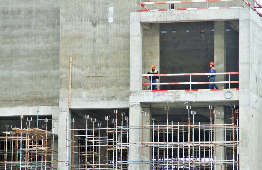 Собянин осмотрел ход строительства парка "Остров мечты" 4 фото