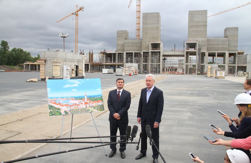 Собянин осмотрел ход строительства парка "Остров мечты" 13 фото