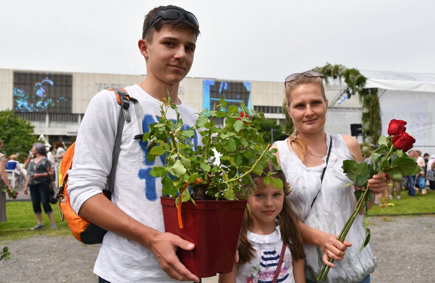 Презентация нового сорта розы "Москва". Фото 12 фото