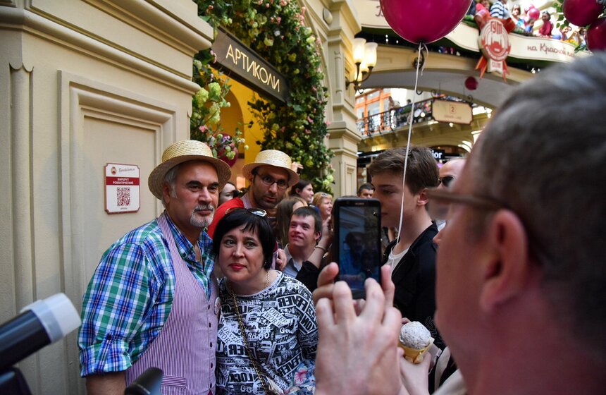 День мороженого в ГУМе. Фото 21 фото