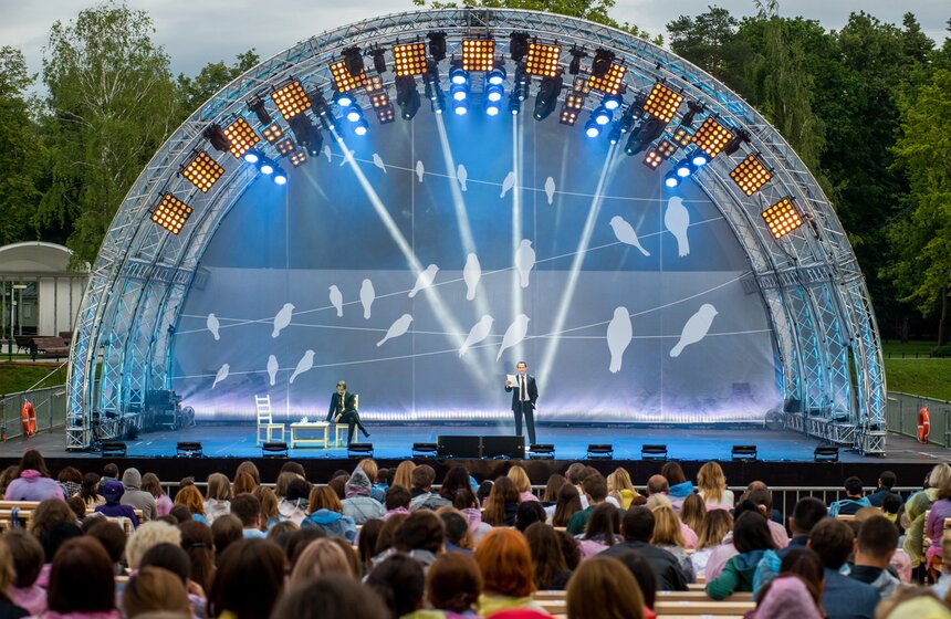 Выступление Хабенского на новой сцене Зеленого театра ВДНХ. Фото 16 фото