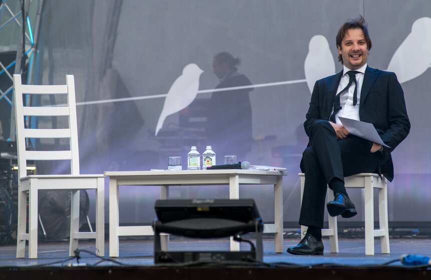 Выступление Хабенского на новой сцене Зеленого театра ВДНХ. Фото 3 фото