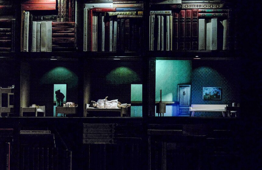 Спектакль Робера Лепажа "887" на Чеховском фестивале. Фото 4 фото