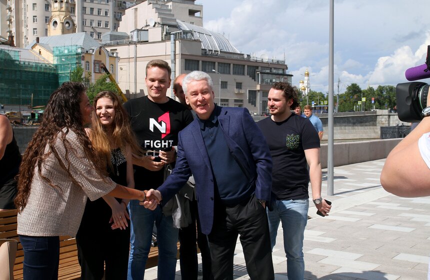 Сергей Собянин открыл Якиманскую набережную после реконструкции 21 фото