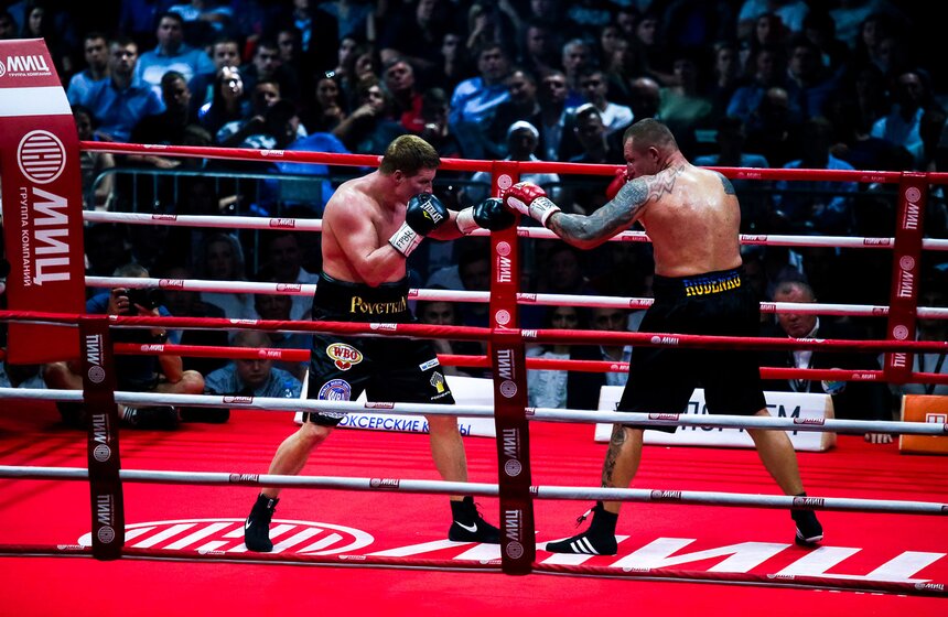 Поветкин победил украинца Руденко в поединке за два титула 20 фото