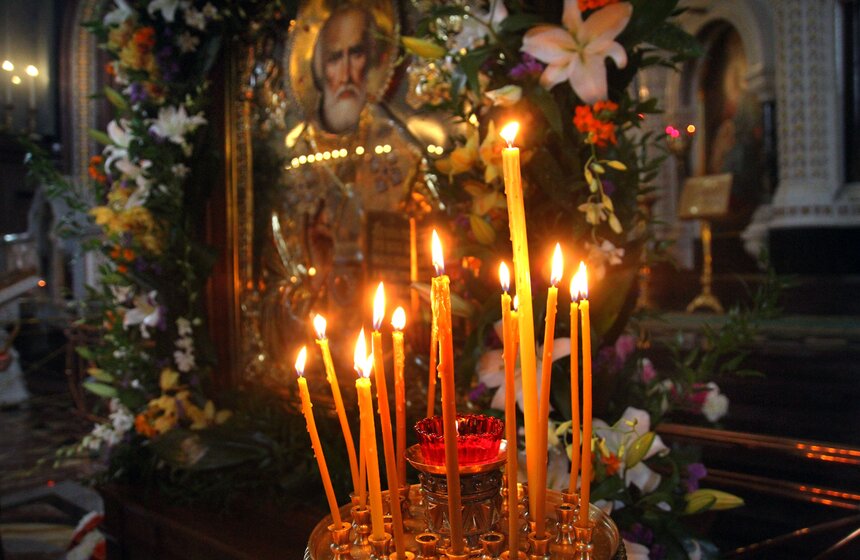 Очередь к мощам Николая Чудотворца в ХХС. Фоторепортаж 39 фото