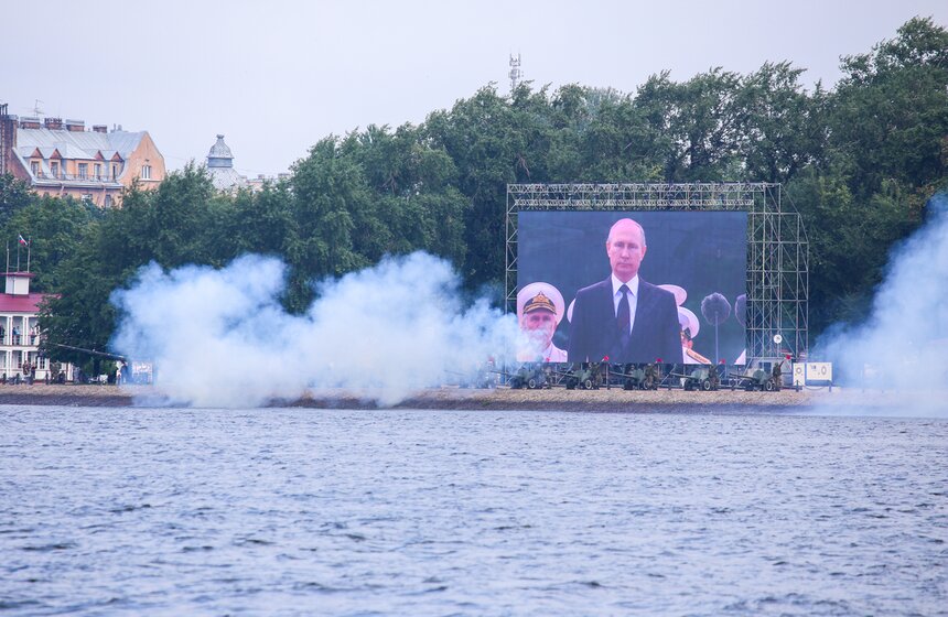 Главный военно-морской парад страны по случаю Дня ВМФ 6 фото