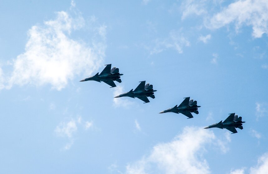 Репетиция морского парада в честь Дня ВМФ прошла в Кронштадте 30 фото