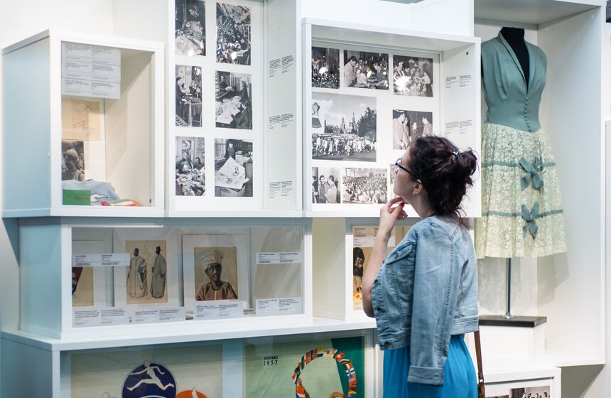 Выставка "Три фестиваля" открылась в столице 16 фото