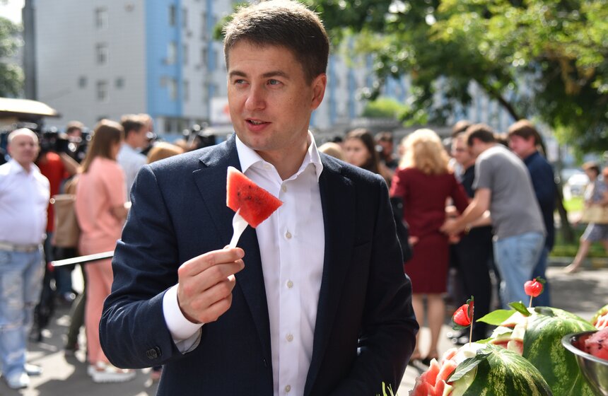 Сезон арбузов начался в Москве. Фото 3 фото