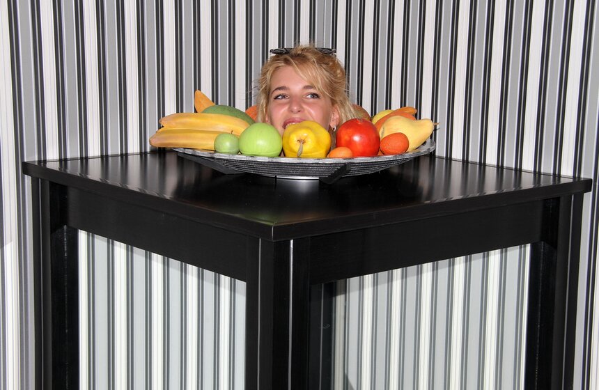 В Планетарии открылась выставка иллюзий "Мир наизнанку" 1 фото