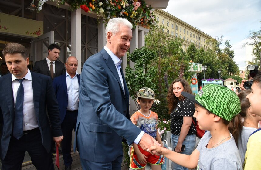 Сергей Собянин на фестивале "Цветочный джем" 6 фото