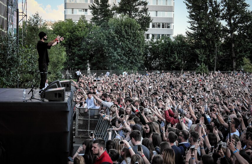 Большой хип-хоп фестиваль Gazgolder Live прошел на Арме 11 фото