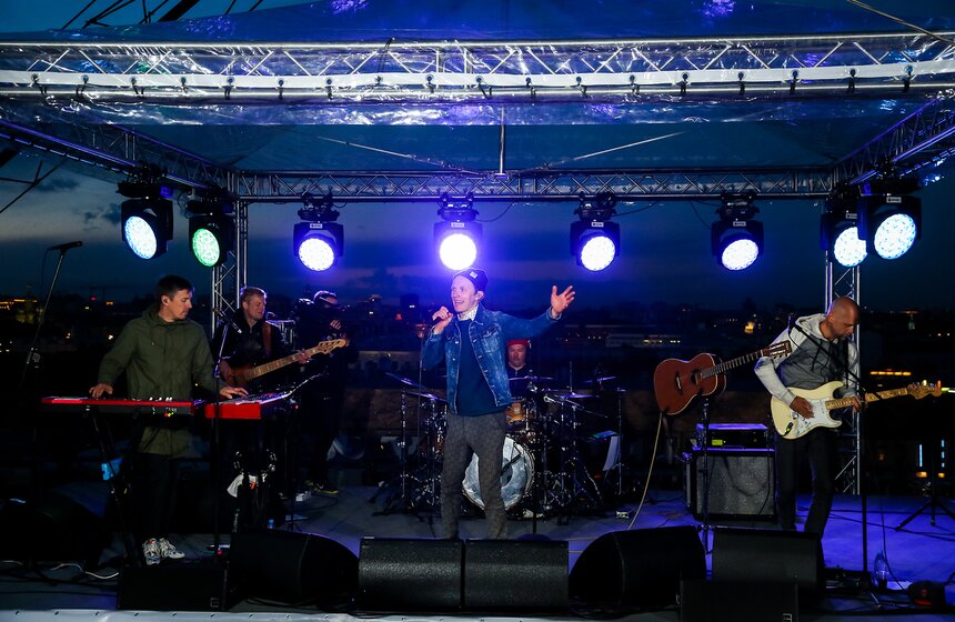 Концерт Brainstorm на крыше студии телеканала "Москва 24". Фото 22 фото