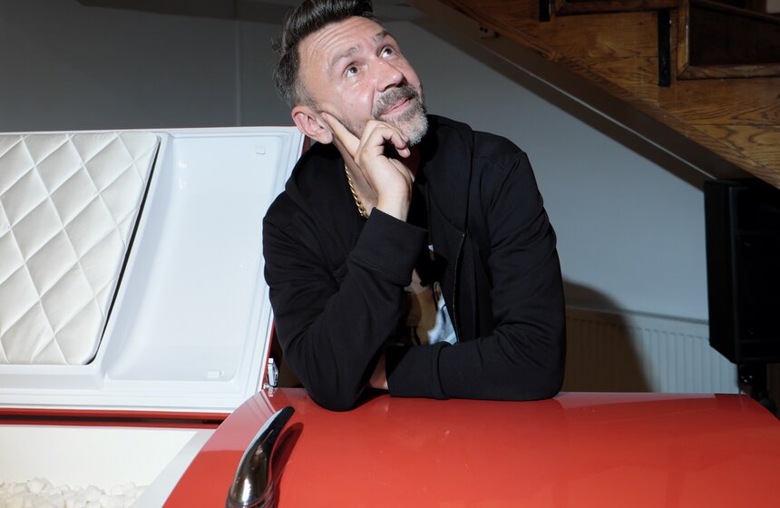 Московский музей современного искусства открыл выставку Шнурова 43 фото