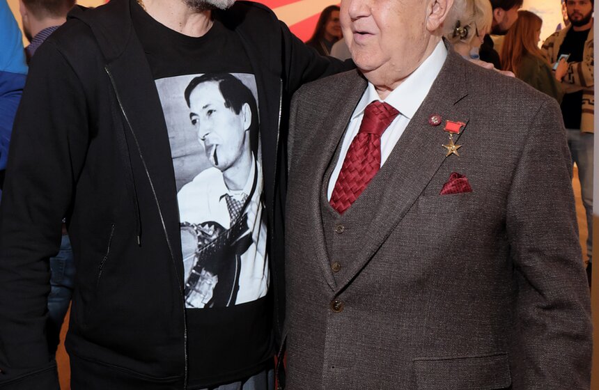 Московский музей современного искусства открыл выставку Шнурова 34 фото