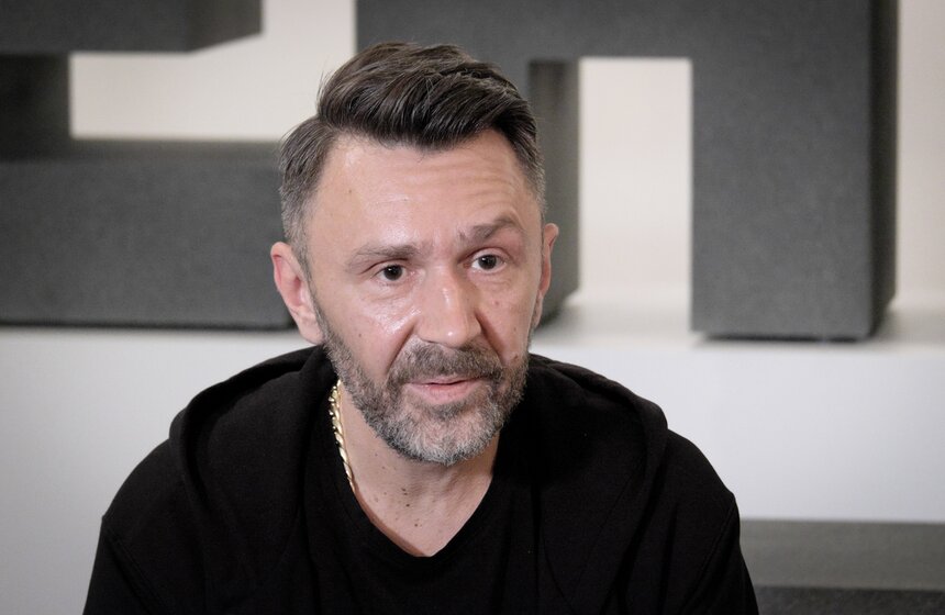 Московский музей современного искусства открыл выставку Шнурова 4 фото