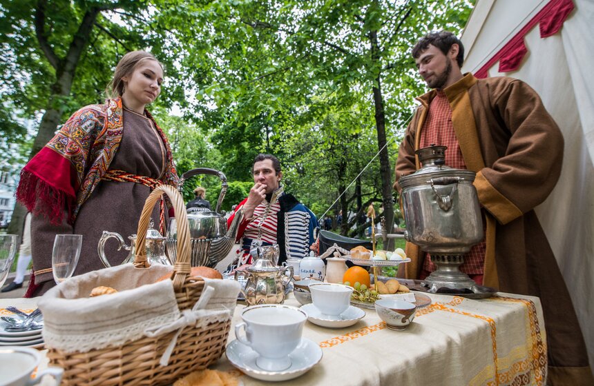 Фестиваль "Времена и Эпохи. Собрание"  стартовал в Москве 17 фото