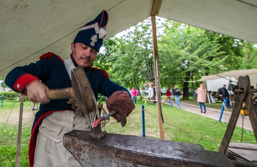 Фестиваль "Времена и Эпохи. Собрание"  стартовал в Москве 25 фото