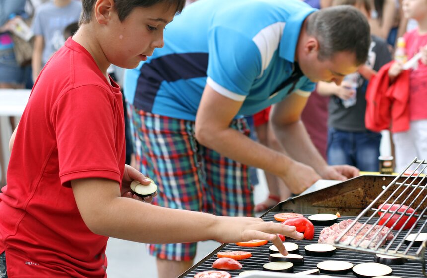 В "Сокольниках" прошел семейный фестиваль "День отца" 14 фото