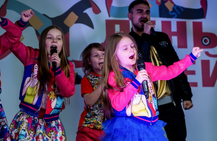 День защиты детей отпраздновали на Цветном бульваре 25 фото