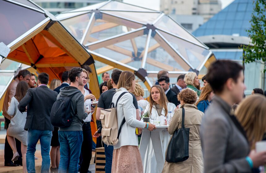 Как прошло открытие новой городской площадки "Москвы-Сити" 15 фото