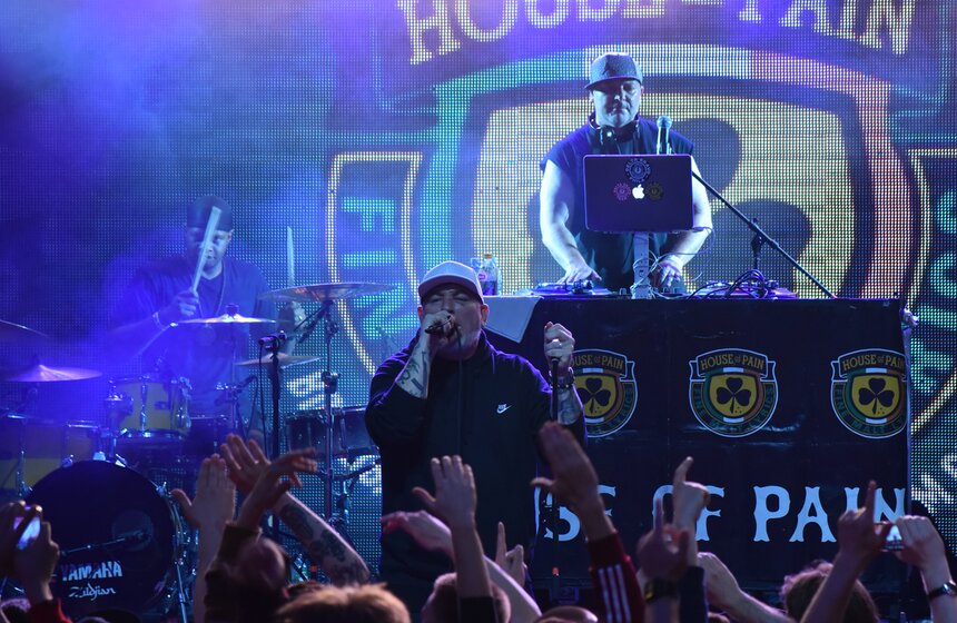 Как прошел концерт ирландской хип-хоп группы House of Pain 7 фото