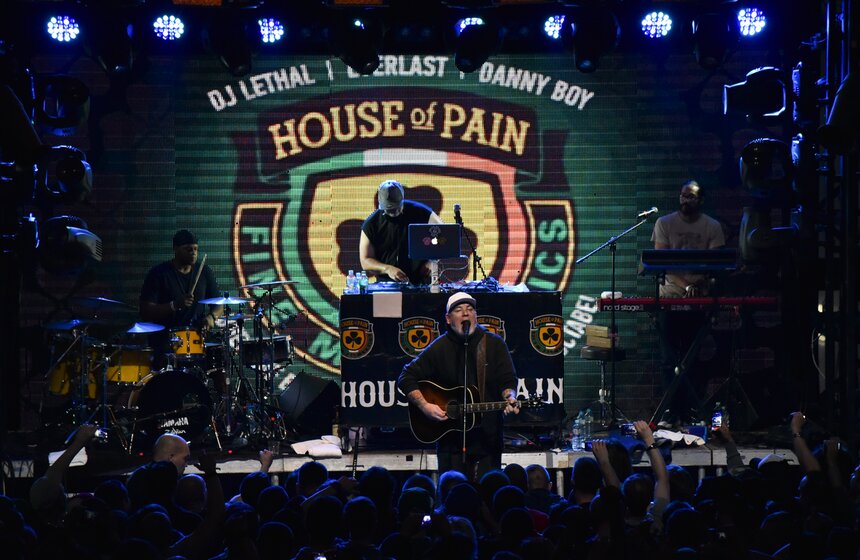 Как прошел концерт ирландской хип-хоп группы House of Pain 12 фото