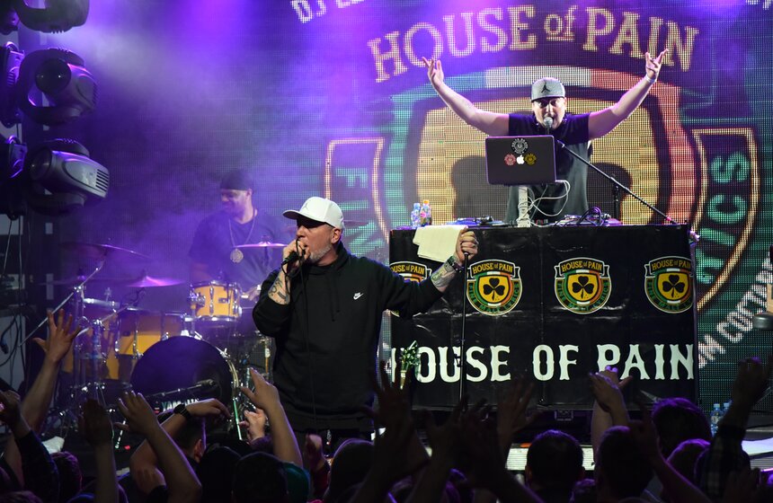 Как прошел концерт ирландской хип-хоп группы House of Pain 2 фото