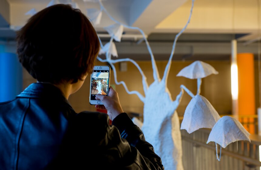 Выставка "Путешествие в мир дополненной нереальности" 18 фото